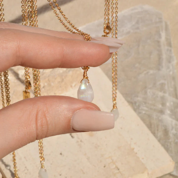 Moonstone Droplet | Necklace | 18 Inch